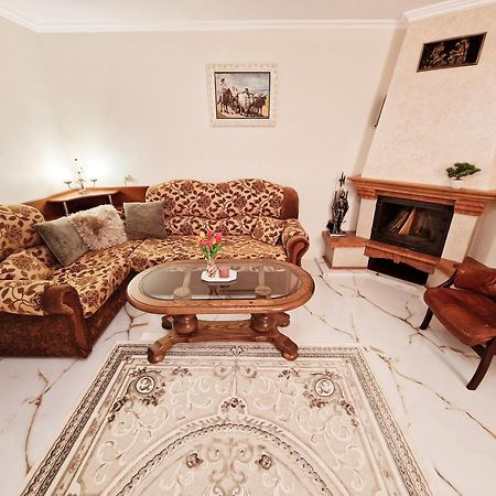 Kiki'S Villa Codru Extérieur photo