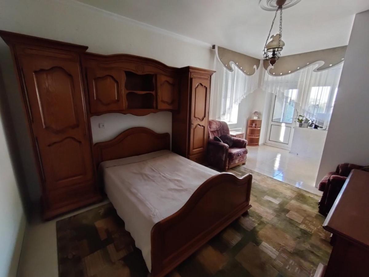 Kiki'S Villa Codru Extérieur photo